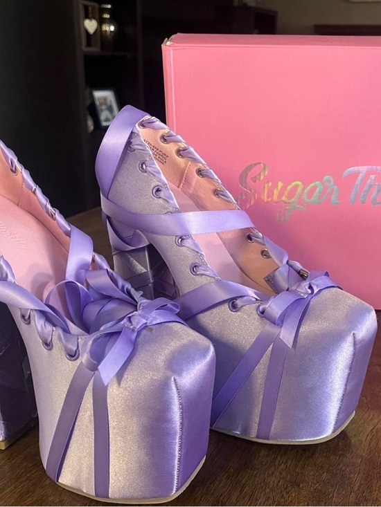 Sugar Thrillz Shoes - Rare - Sugar Thrillz Lavender Satin Platform Heels